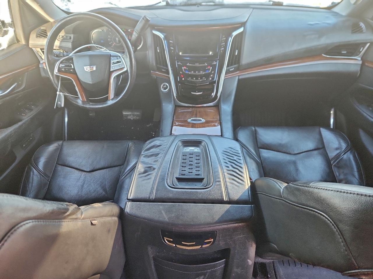 2016 CADILLAC ESCALADE ESV LUXURY photo 8