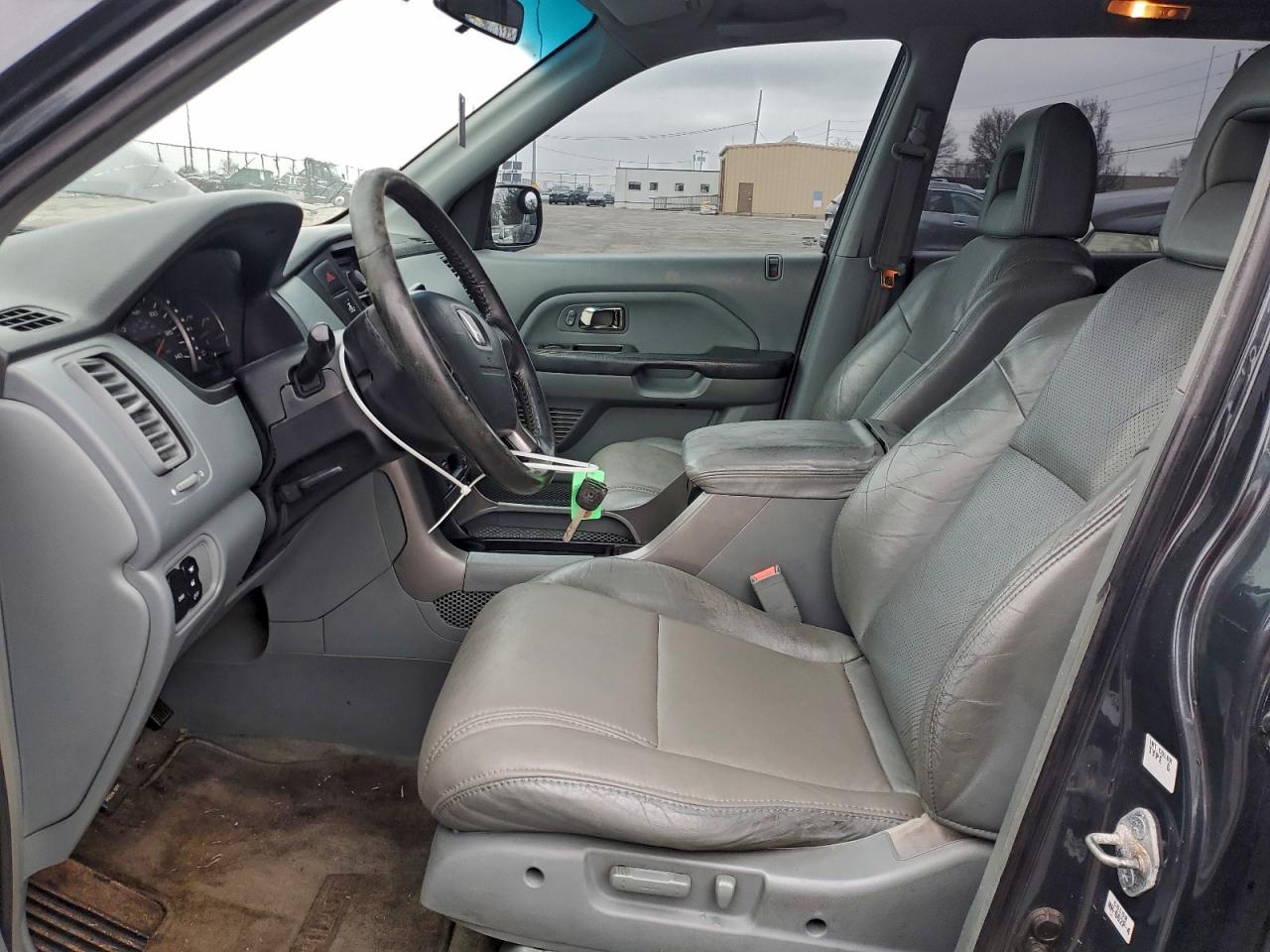2004 HONDA PILOT EXL photo 7