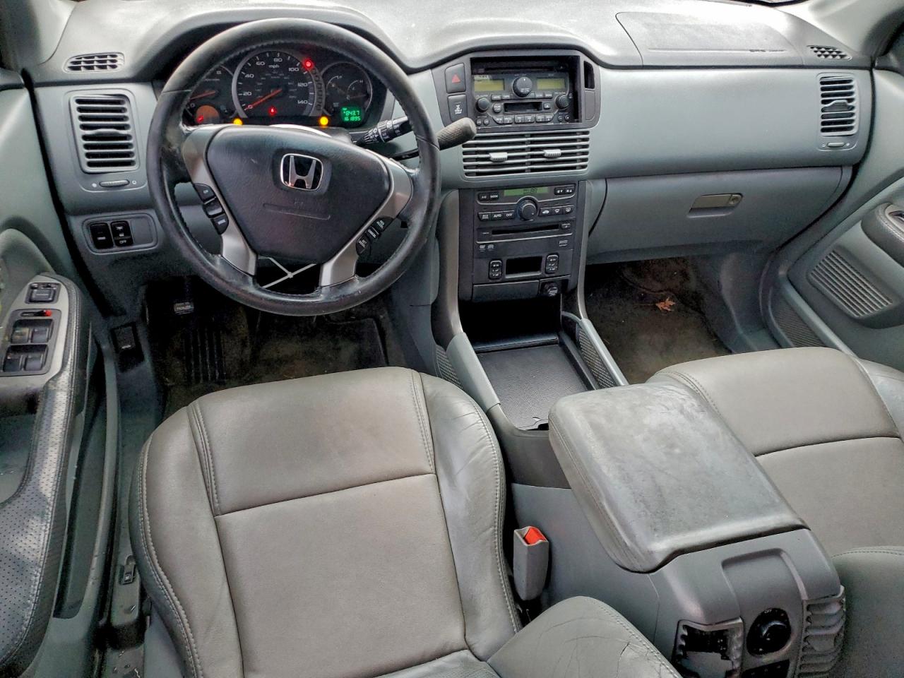 2004 HONDA PILOT EXL photo 8