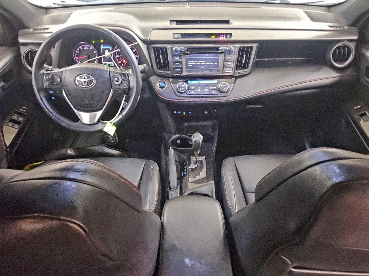 2018 TOYOTA RAV4 SE photo 15
