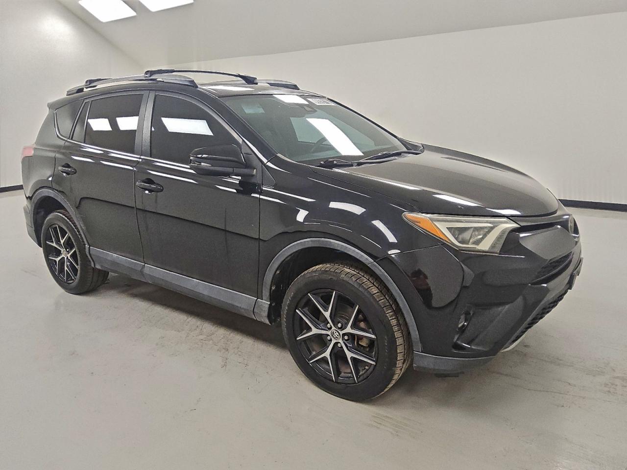 2018 TOYOTA RAV4 SE photo 7