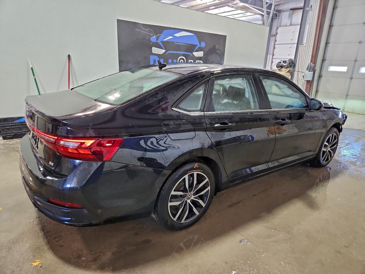 2025 VOLKSWAGEN JETTA SE photo 3