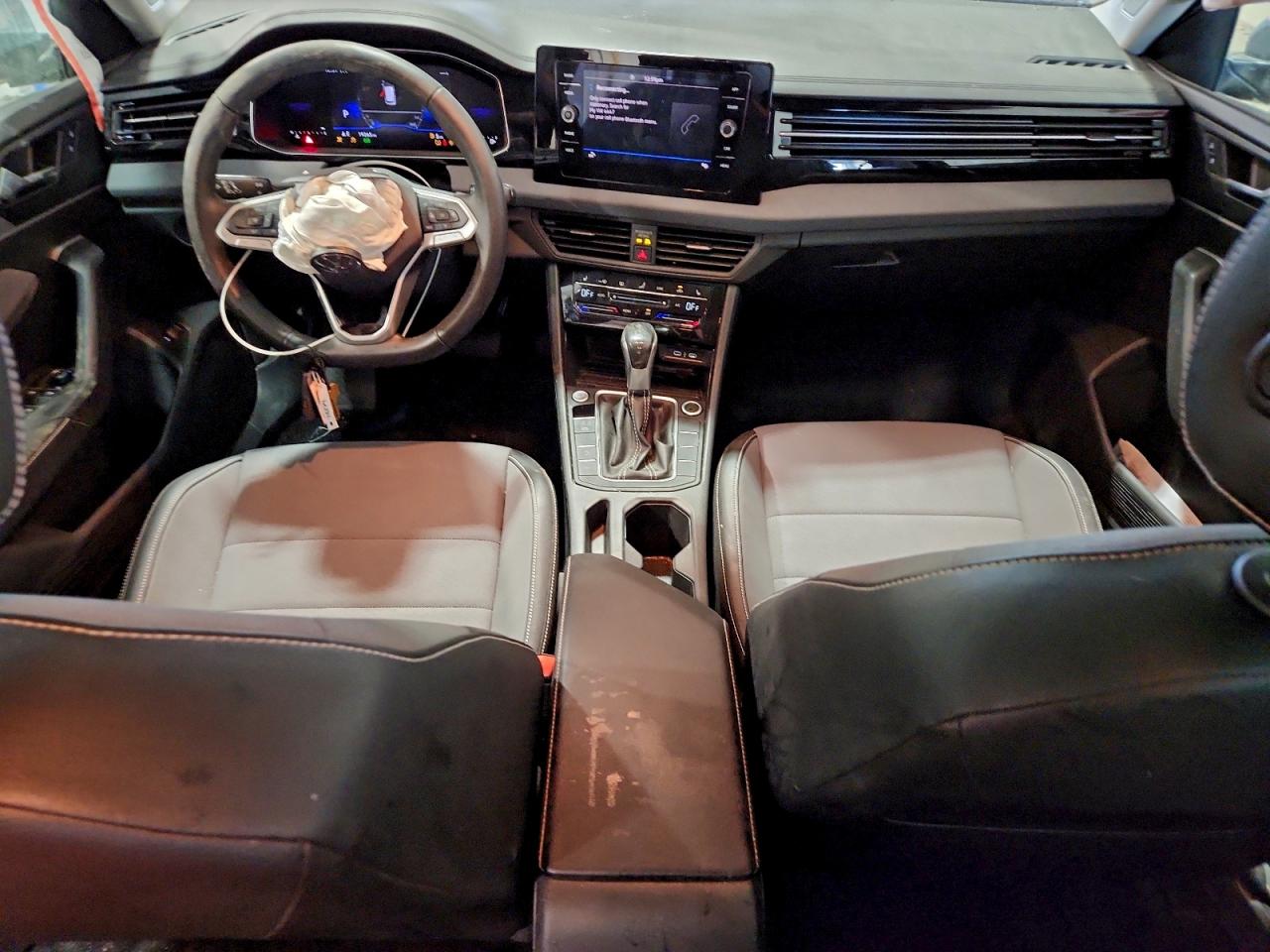 2025 VOLKSWAGEN JETTA SE photo 8
