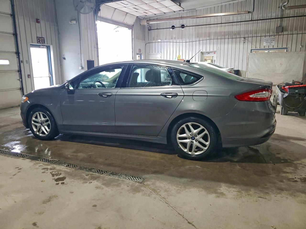 2014 FORD FUSION SE photo 3