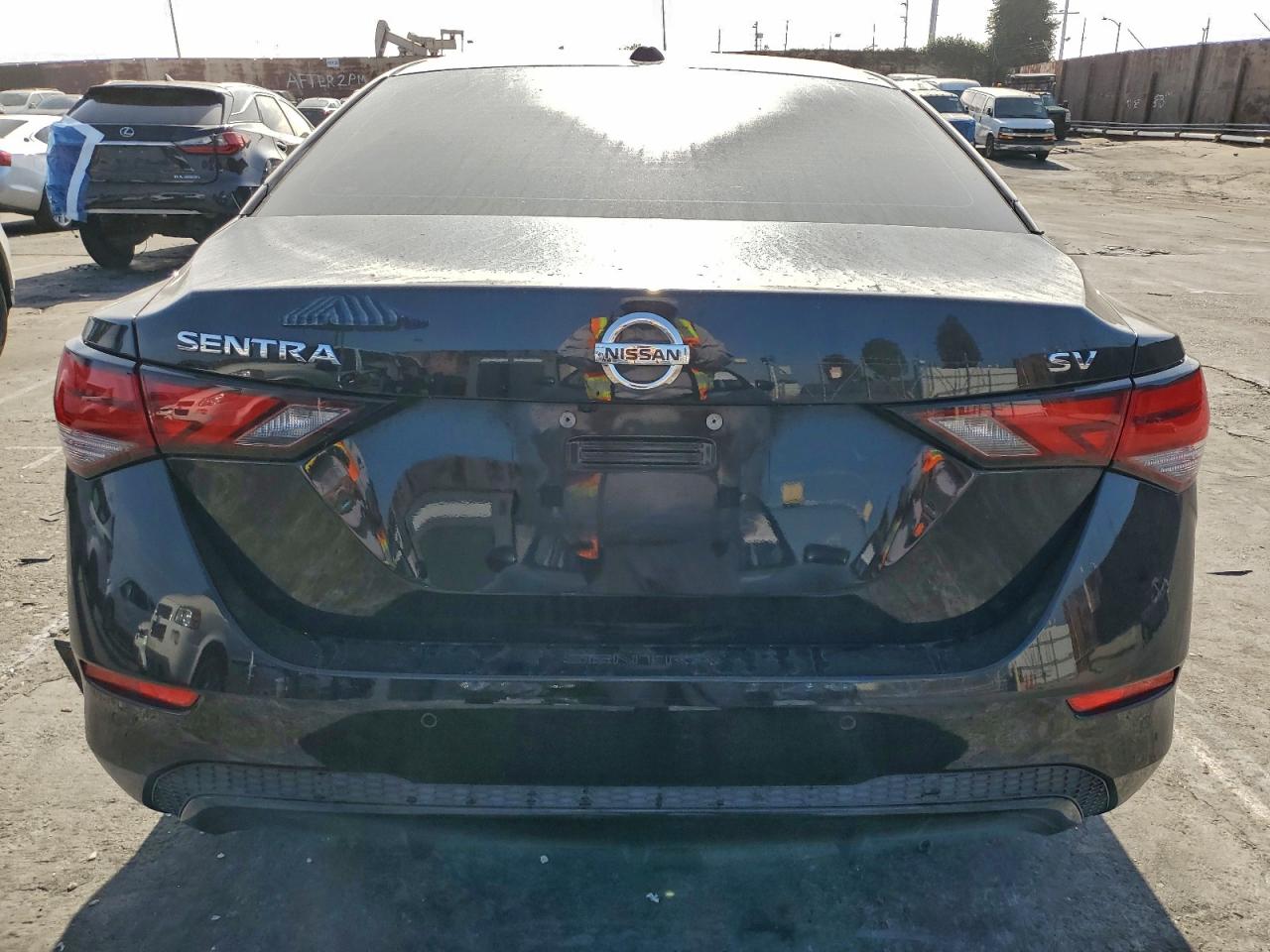 2022 NISSAN SENTRA SV photo 11