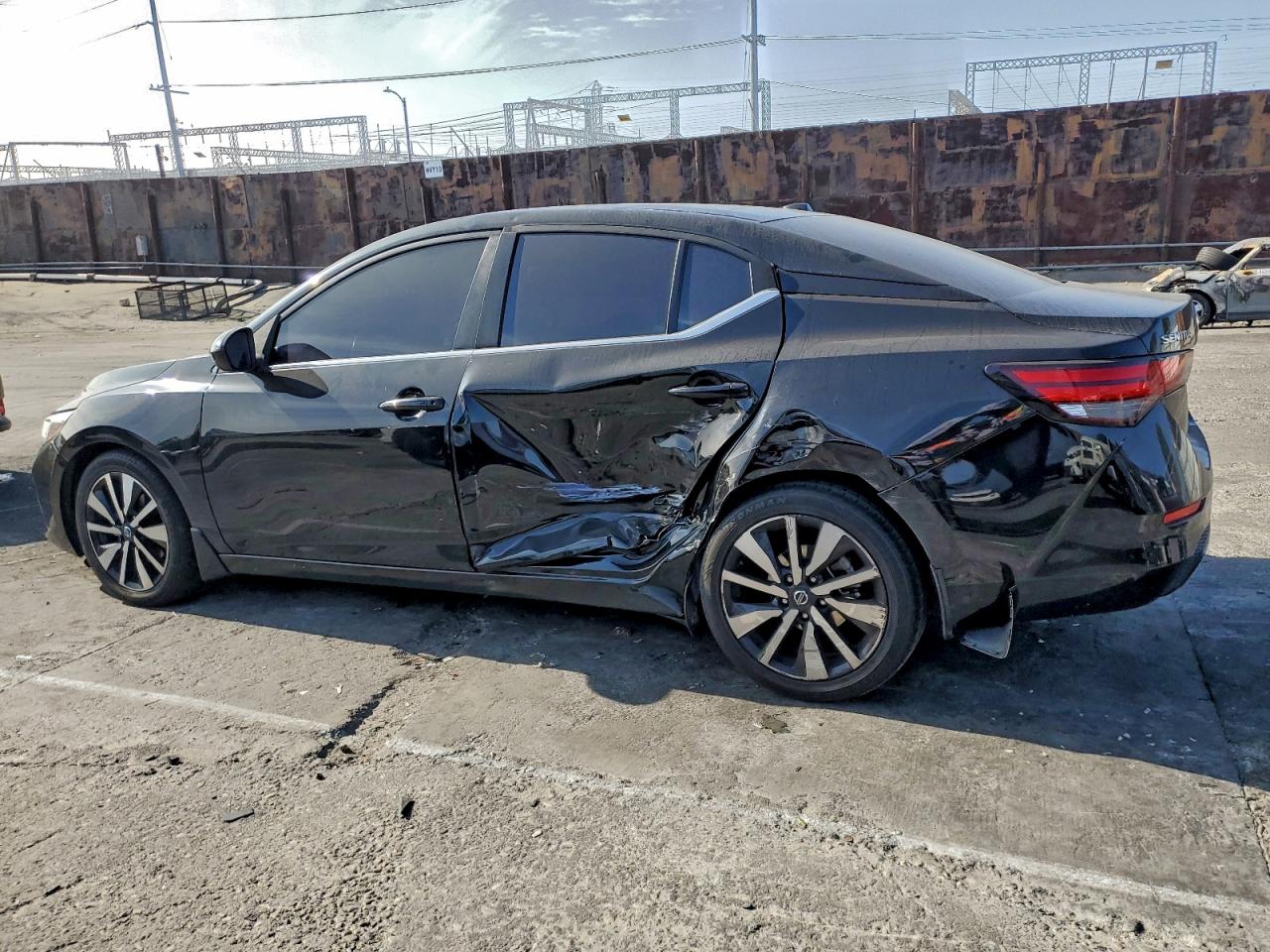 2022 NISSAN SENTRA SV photo 3