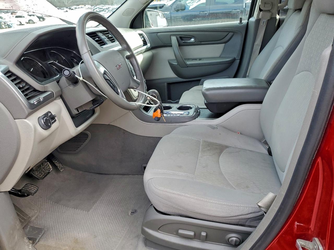 2014 GMC ACADIA SLE photo 13