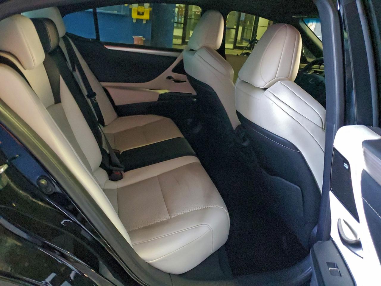 2021 LEXUS ES 350 BASE photo 10