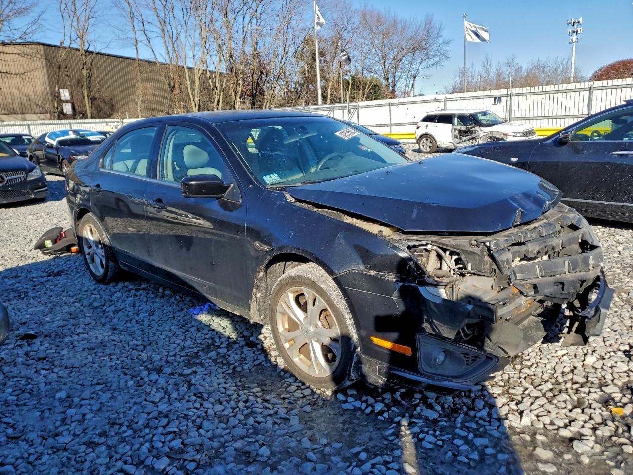 2012 FORD FUSION SE photo 4