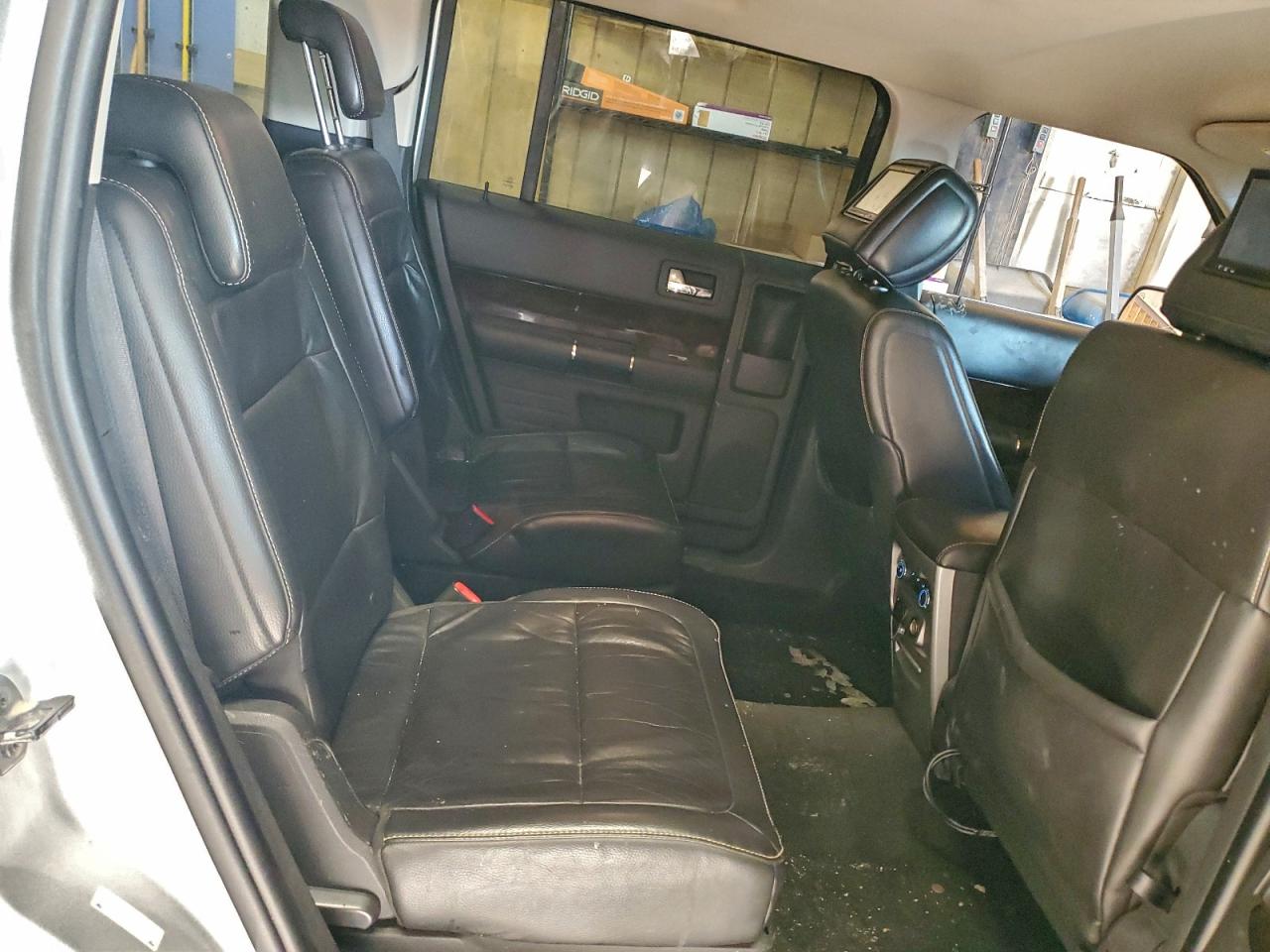 2011 FORD FLEX SEL photo 21
