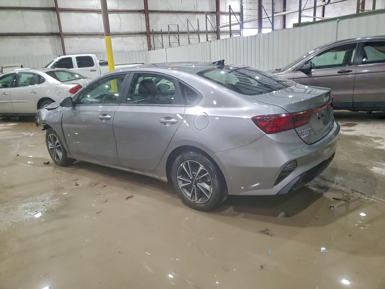 2024 KIA FORTE LXS photo 3