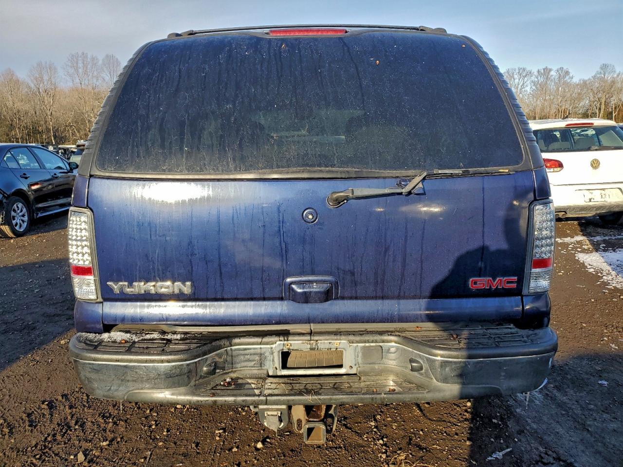 2002 GMC YUKON photo 6