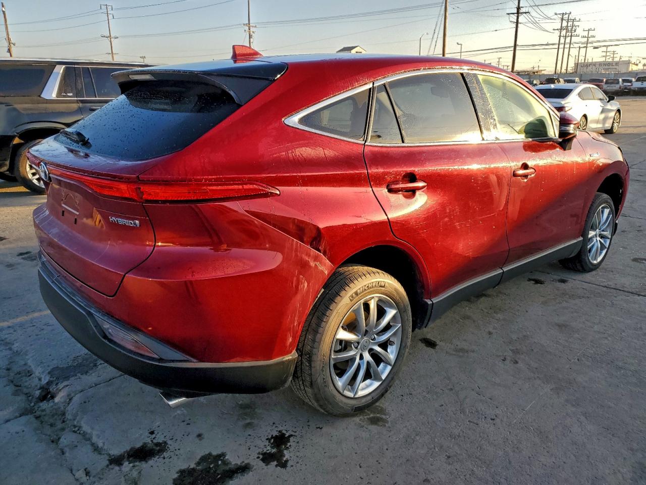 2021 TOYOTA VENZA LE photo 3