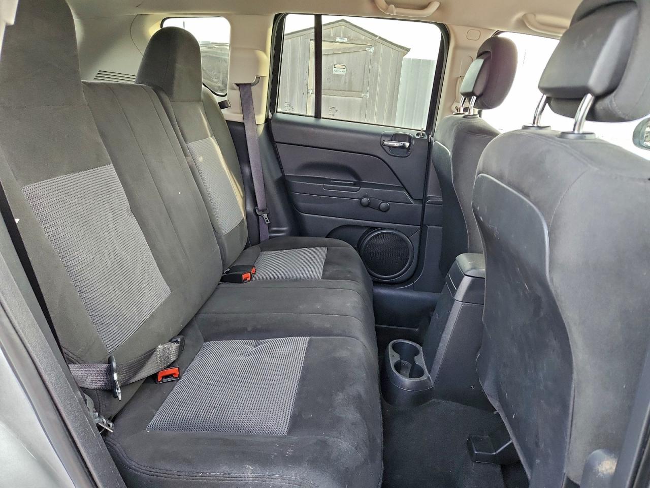 2016 JEEP COMPASS SPORT photo 11