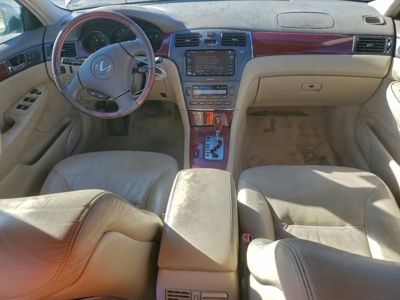 2002 LEXUS ES 300 photo 8