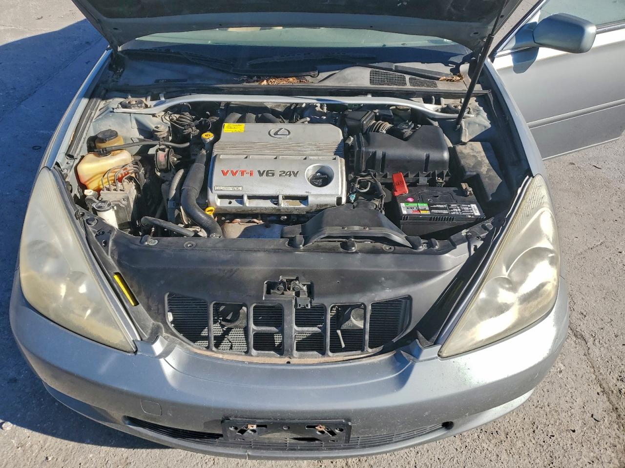 2002 LEXUS ES 300 photo 11