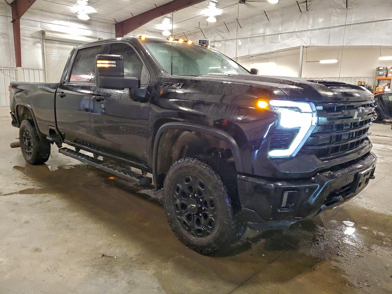 2024 CHEVROLET SILVERADO K2500 HEAVY DUTY LTZ photo 4