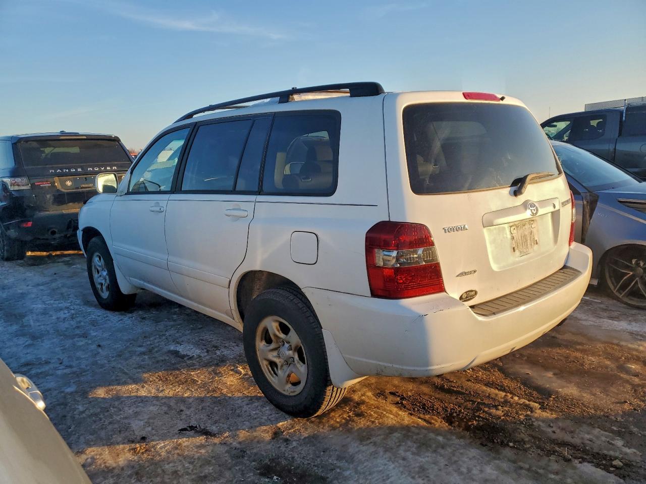 2005 TOYOTA HIGHLANDER photo 2