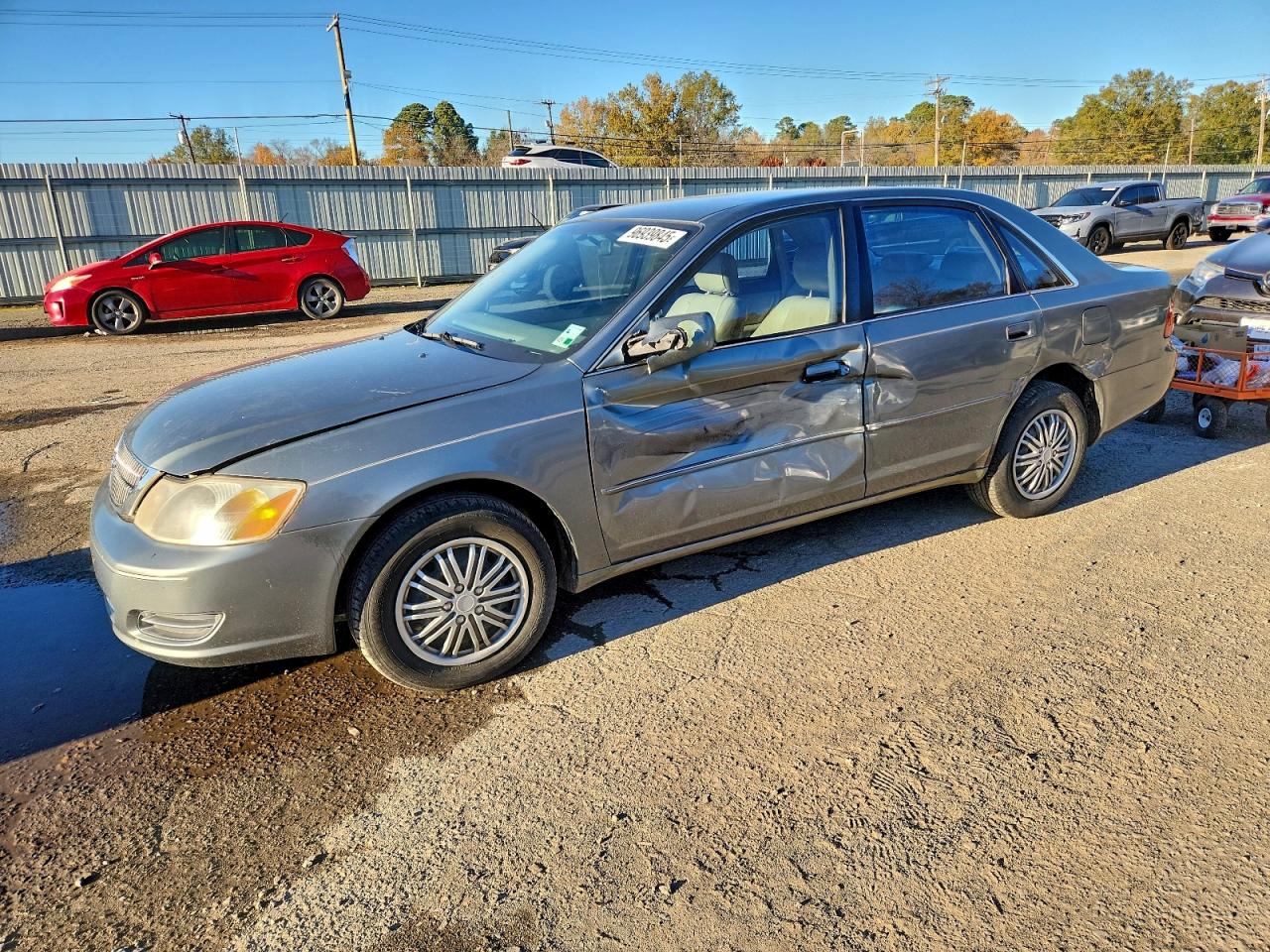 2001 TOYOTA AVALON