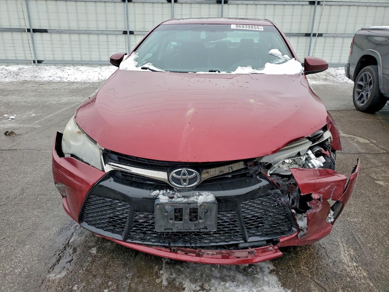 2015 TOYOTA CAMRY LE photo 9