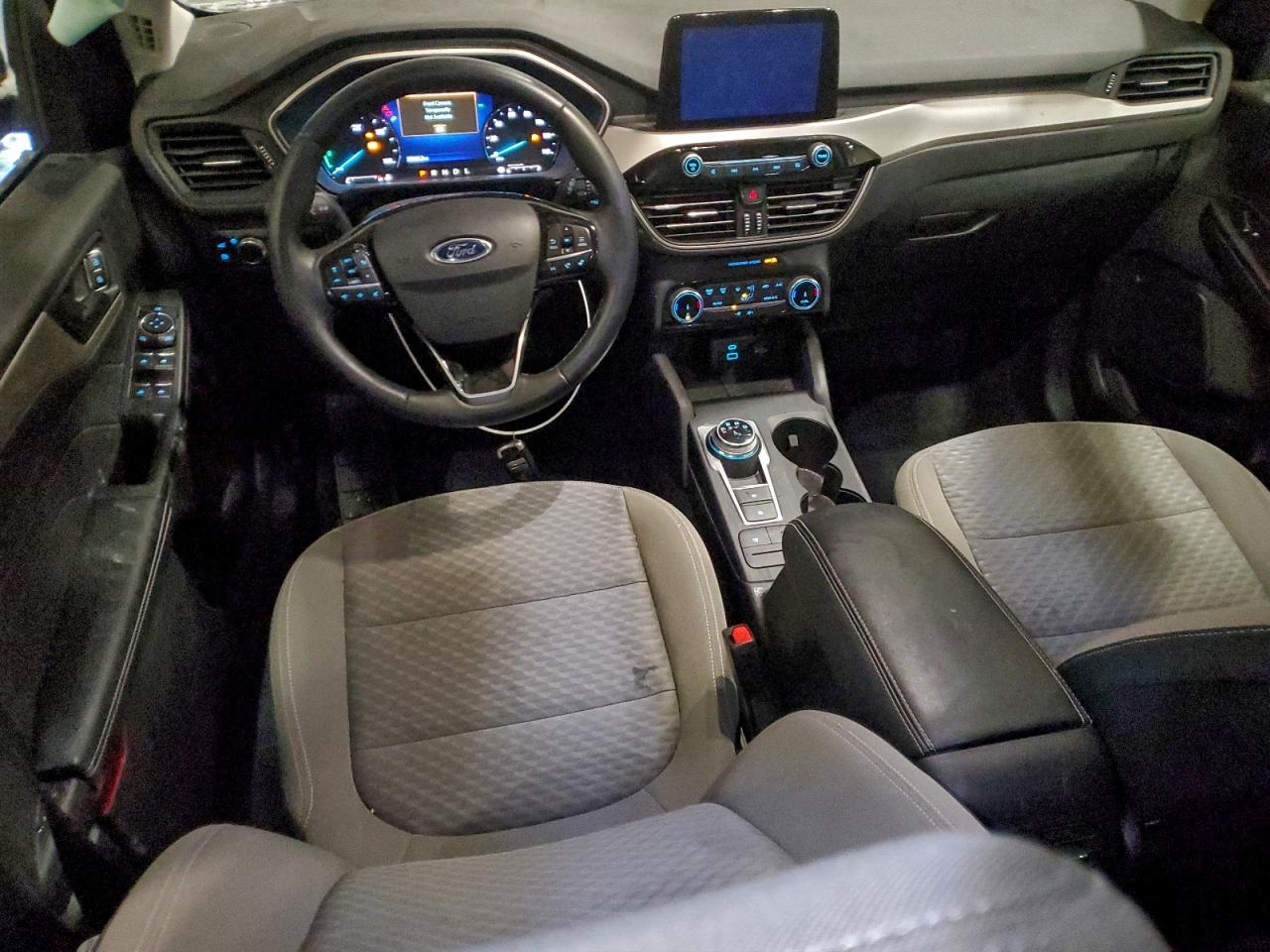 2022 FORD ESCAPE SE photo 8