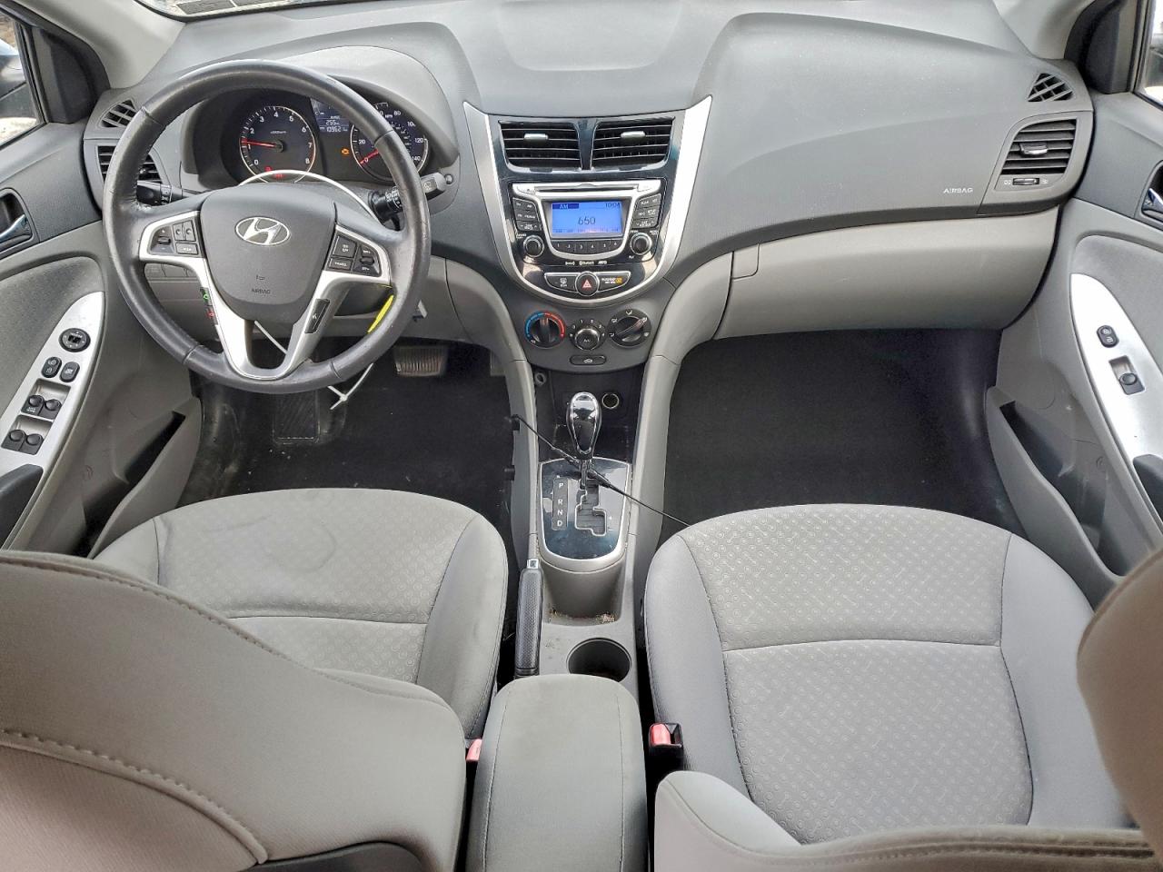 2012 HYUNDAI ACCENT GLS photo 8