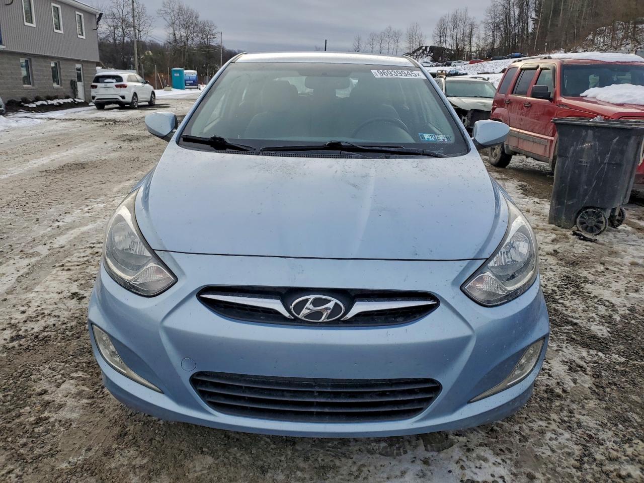 2012 HYUNDAI ACCENT GLS photo 5