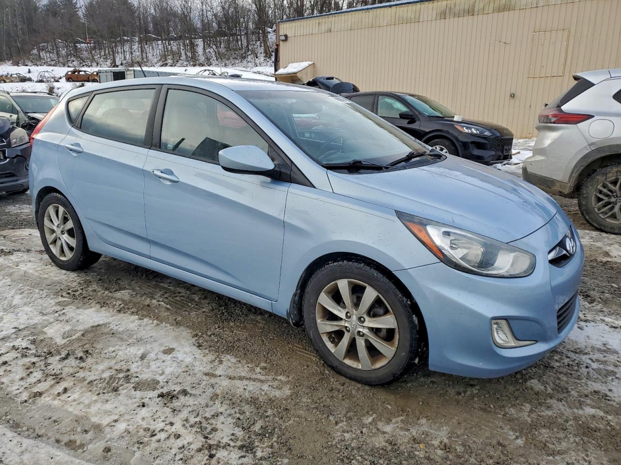 2012 HYUNDAI ACCENT GLS photo 4