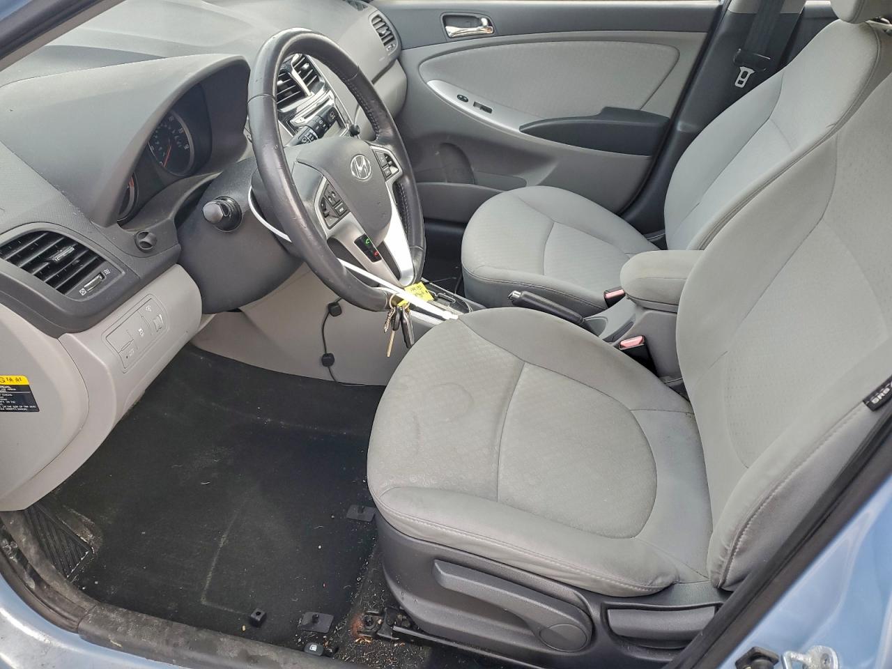 2012 HYUNDAI ACCENT GLS photo 7