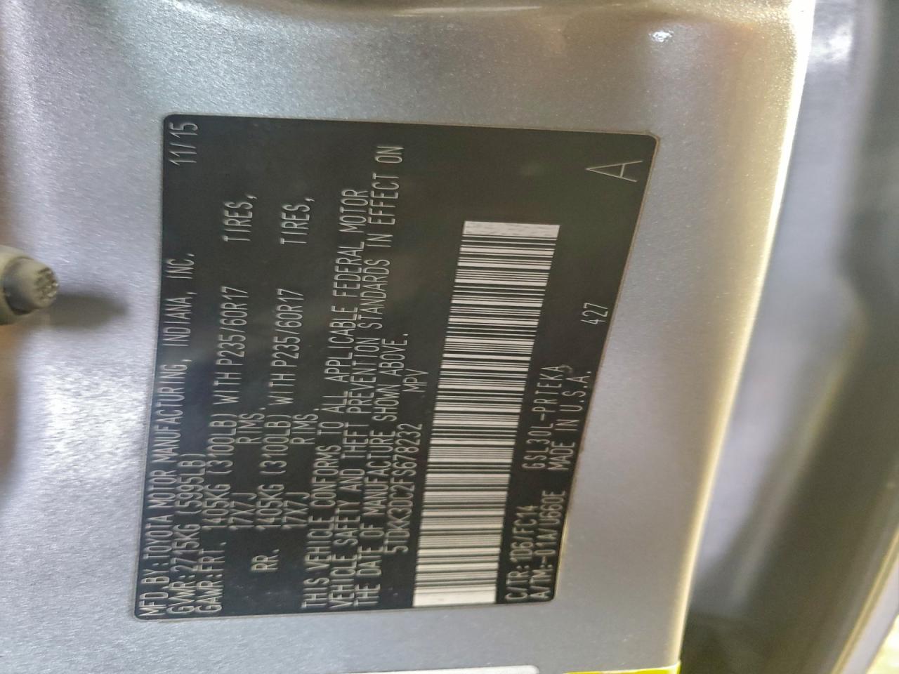 2015 TOYOTA SIENNA LE photo 13