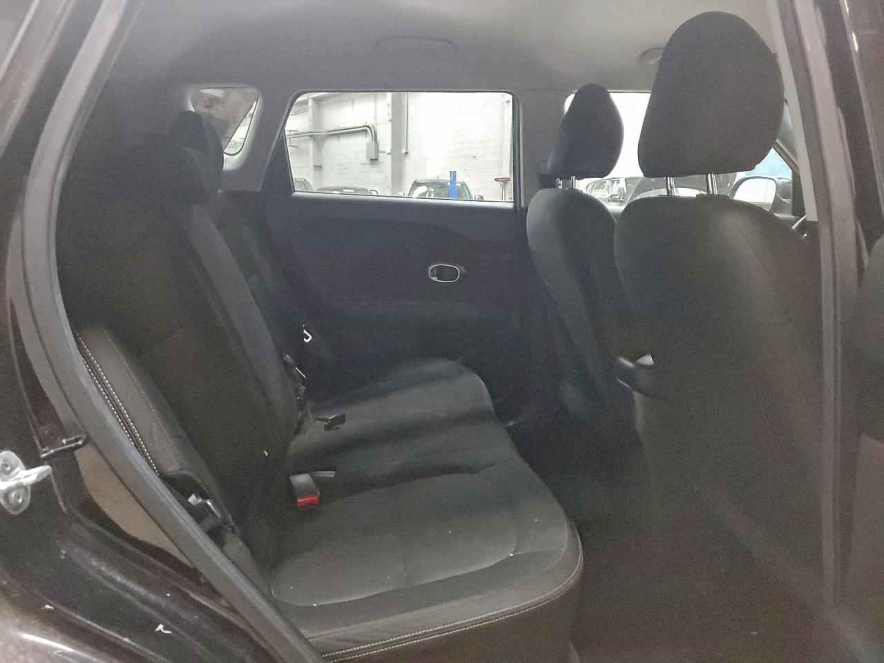 2016 KIA SOUL photo 11