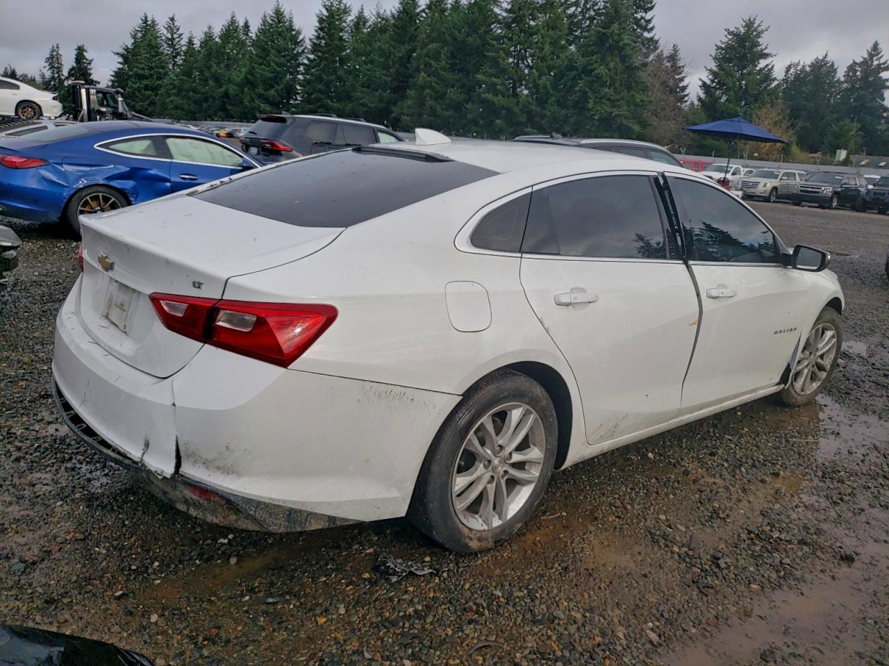 2018 CHEVROLET MALIBU LT photo 5