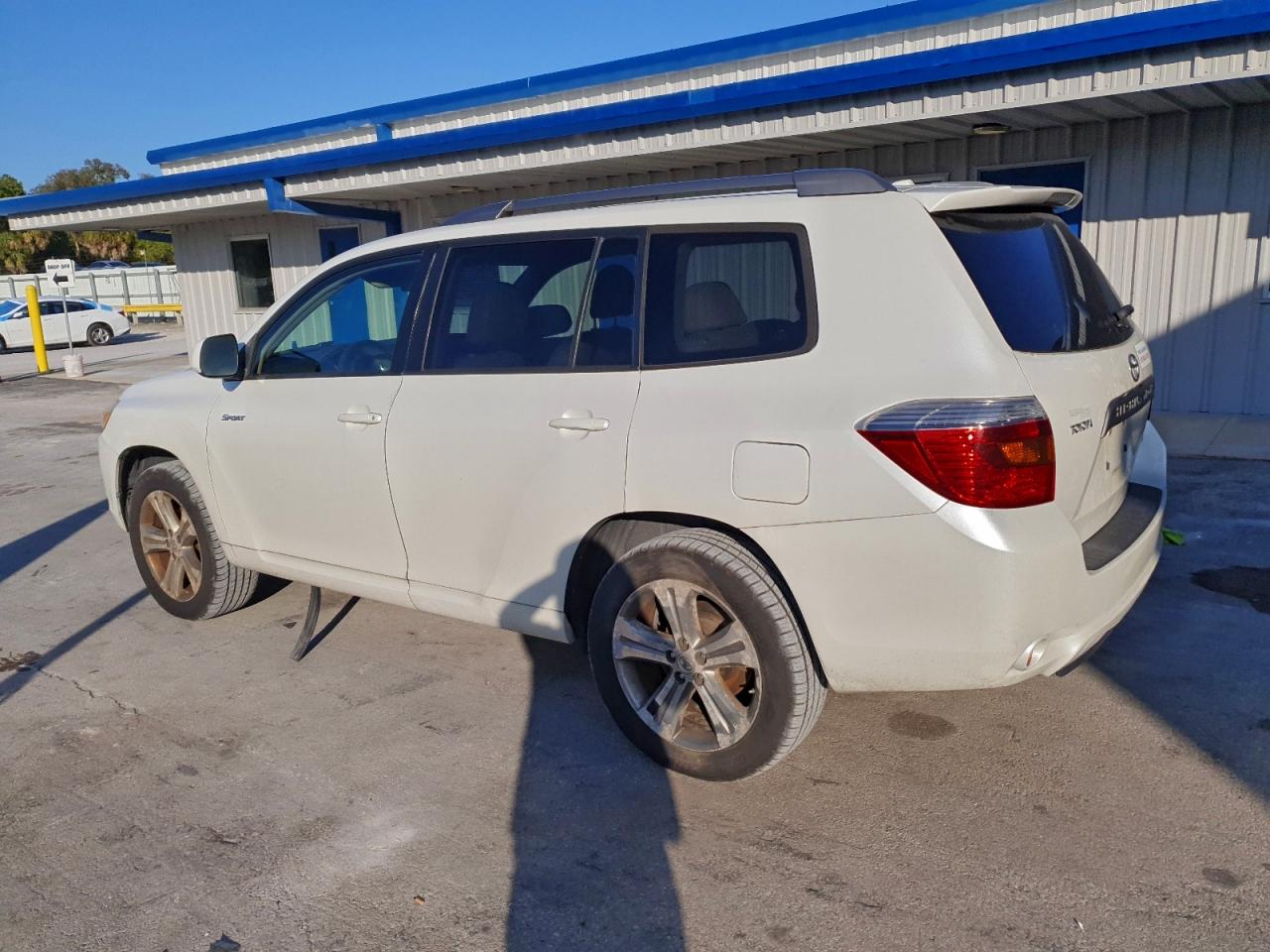 2009 TOYOTA HIGHLANDER SPORT photo 2