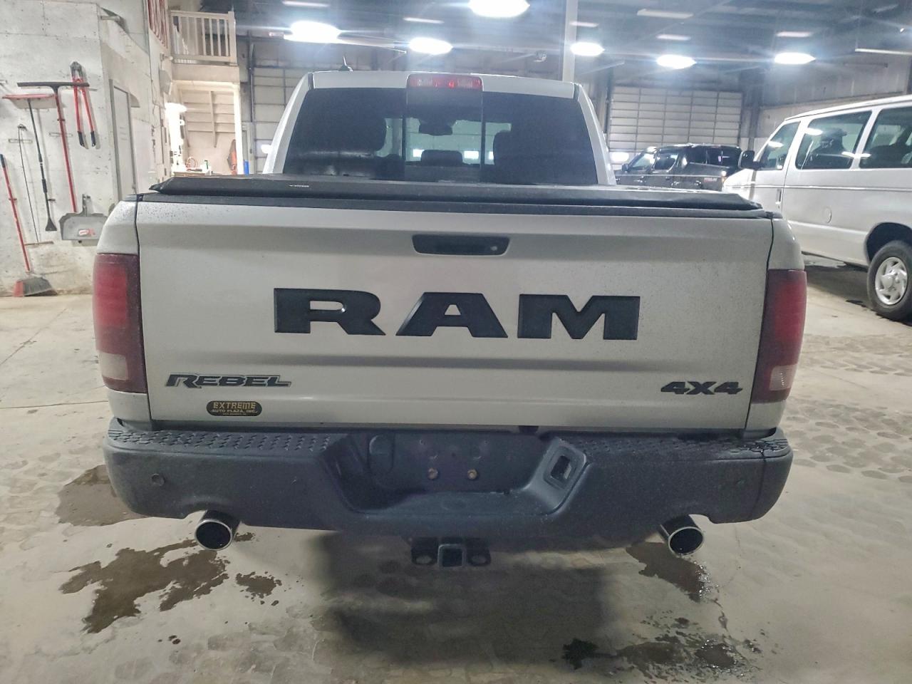 2016 RAM 1500 REBEL photo 6