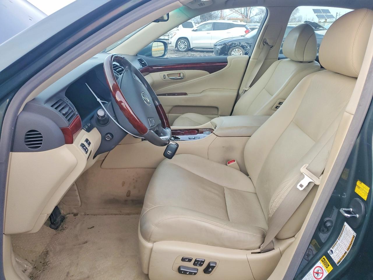 2008 LEXUS LS 460 photo 7