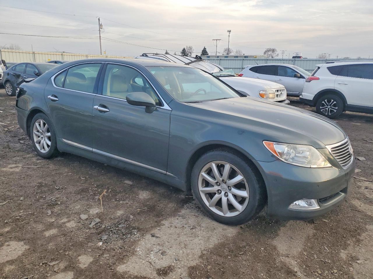 2008 LEXUS LS 460 photo 4