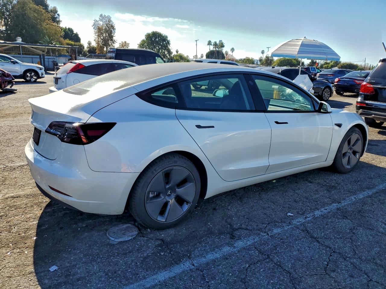 2023 TESLA MODEL 3 photo 3