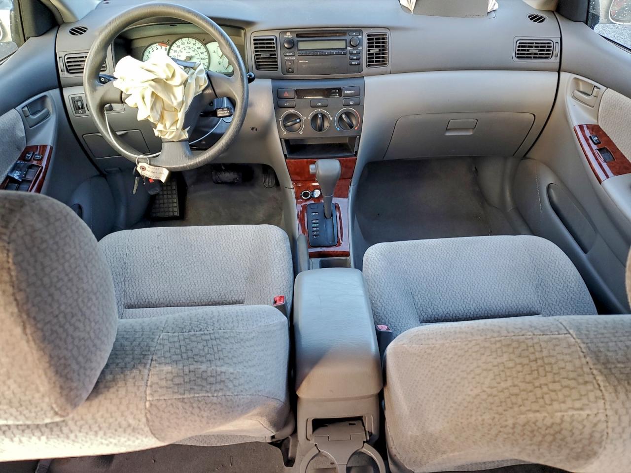 2003 TOYOTA COROLLA CE photo 8