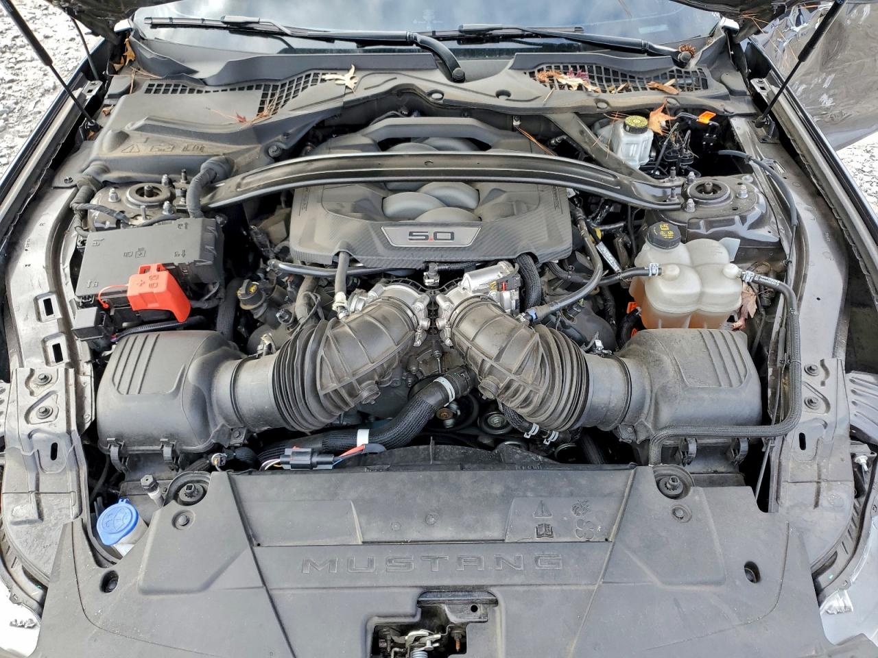 2024 FORD MUSTANG GT photo 11
