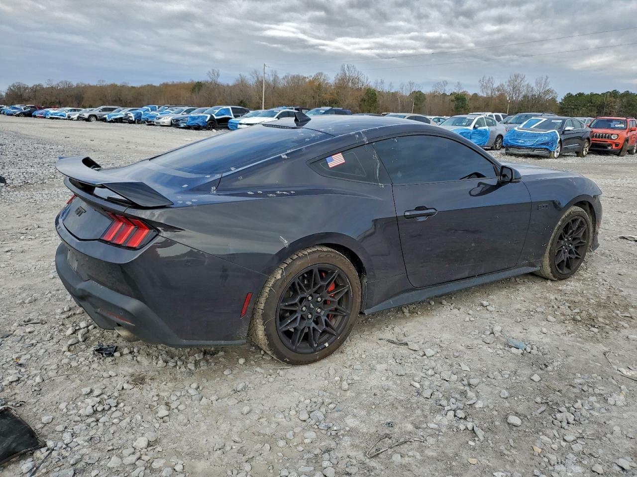 2024 FORD MUSTANG GT photo 3