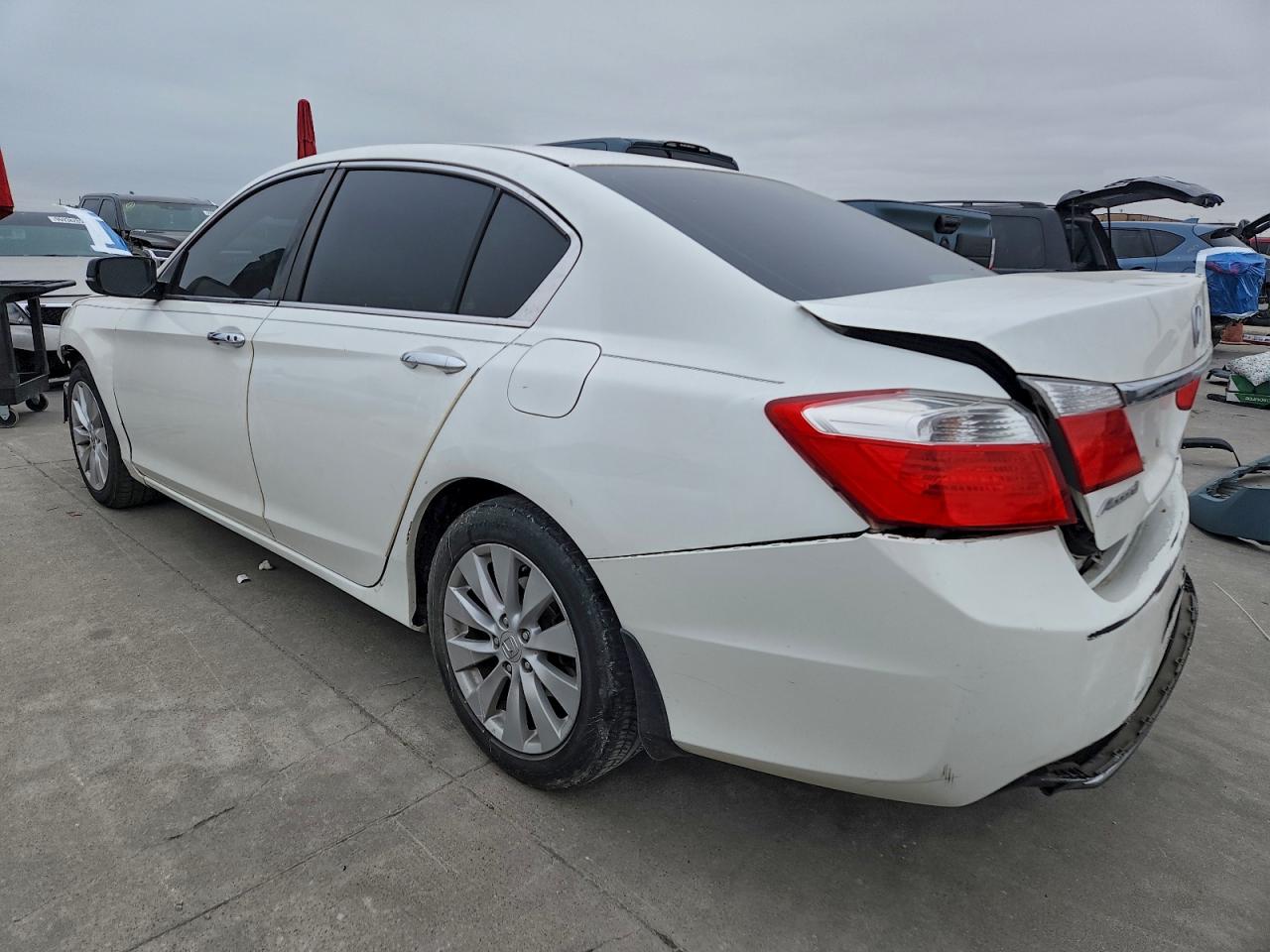 2013 HONDA ACCORD EX photo 2