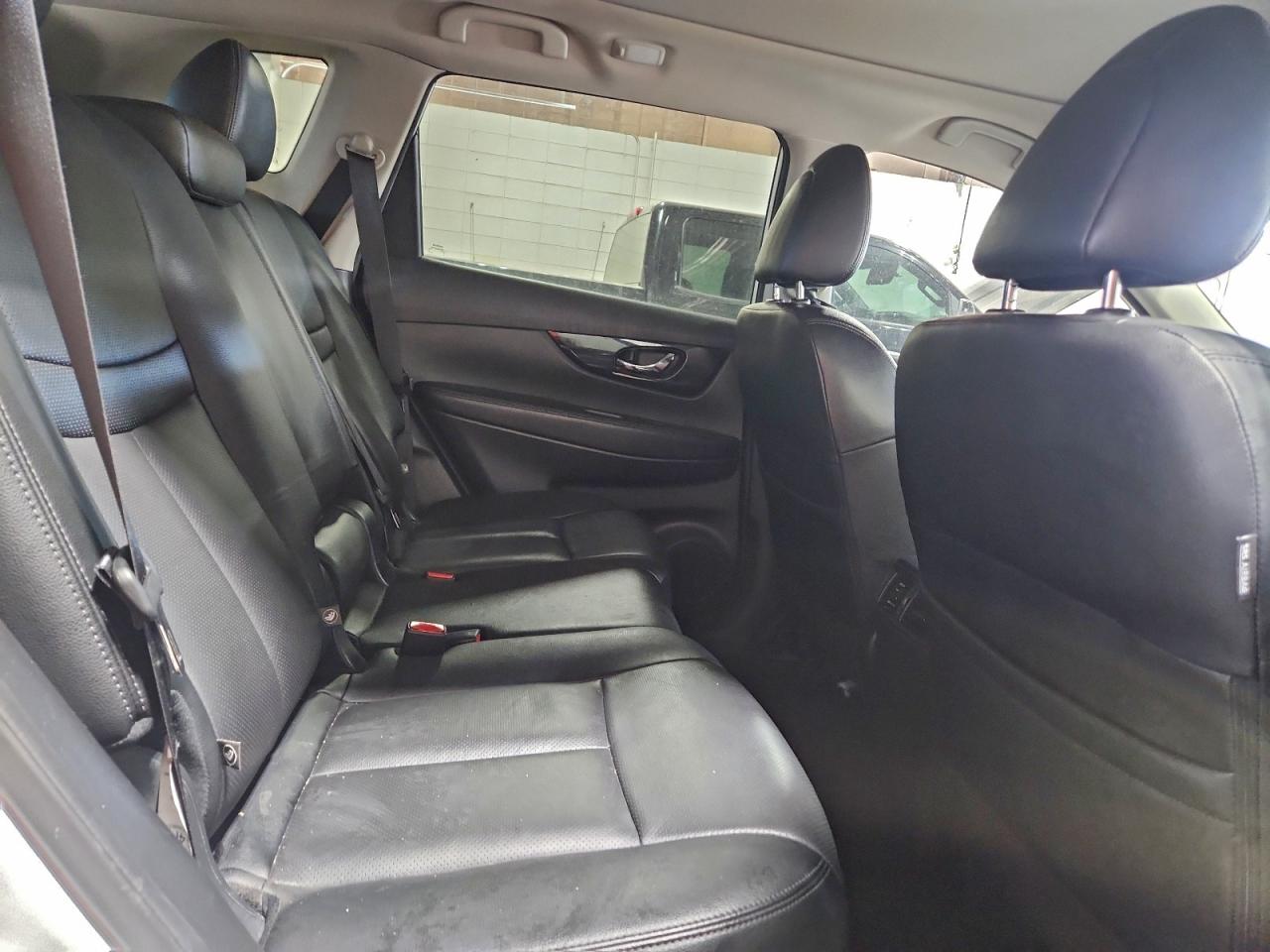 2019 NISSAN ROGUE S photo 11