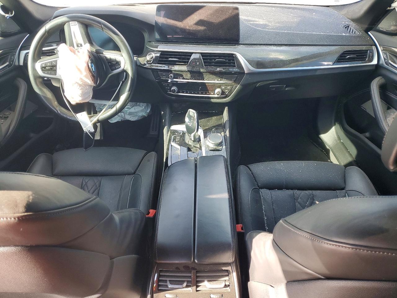 2021 BMW 530 I photo 8
