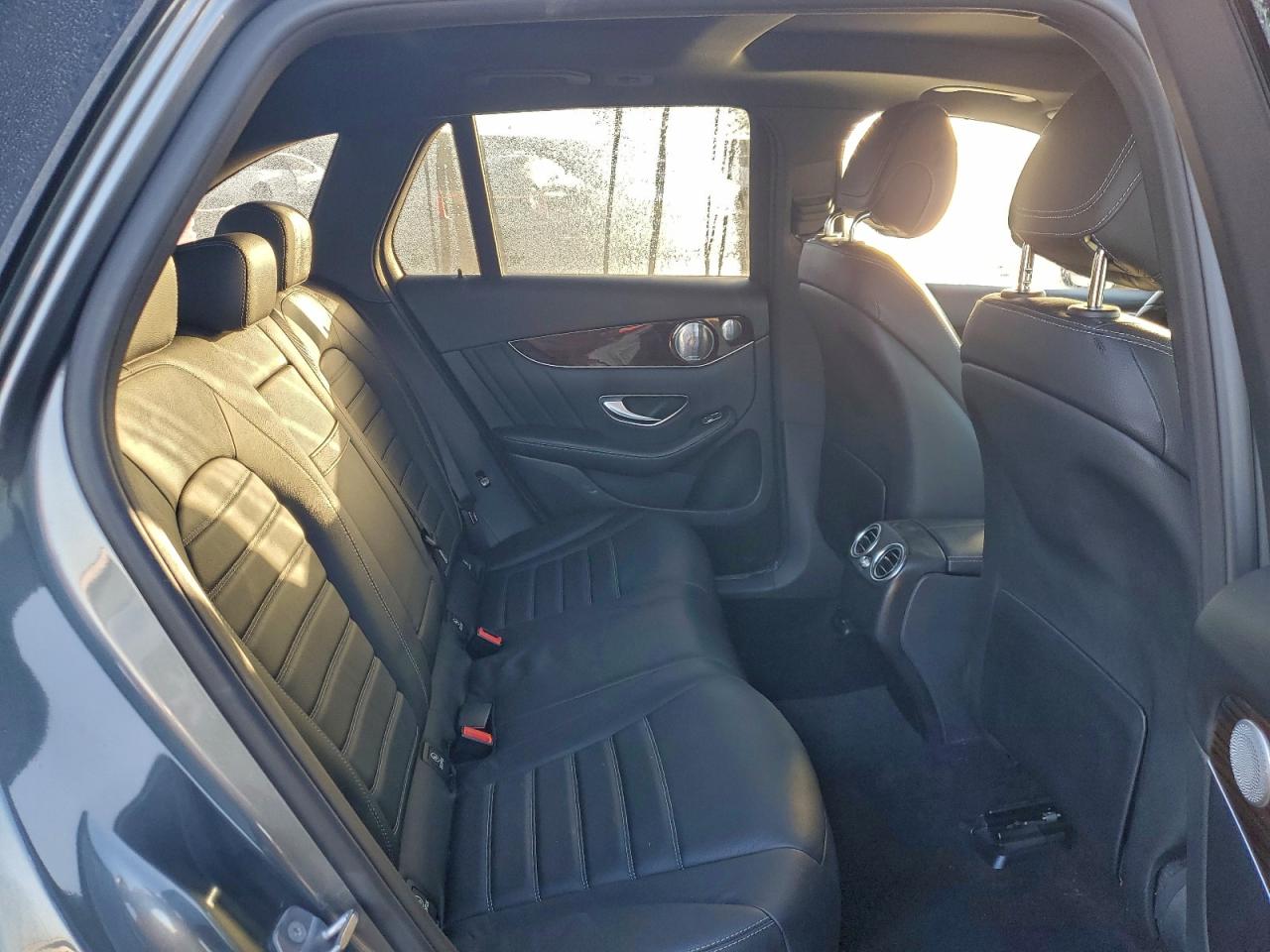 2018 MERCEDES-BENZ GLC 300 4MATIC photo 11