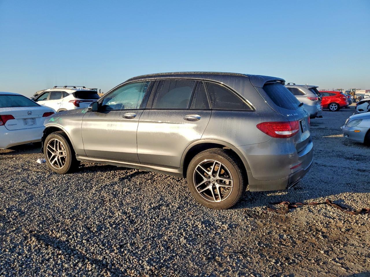 2018 MERCEDES-BENZ GLC 300 4MATIC photo 2