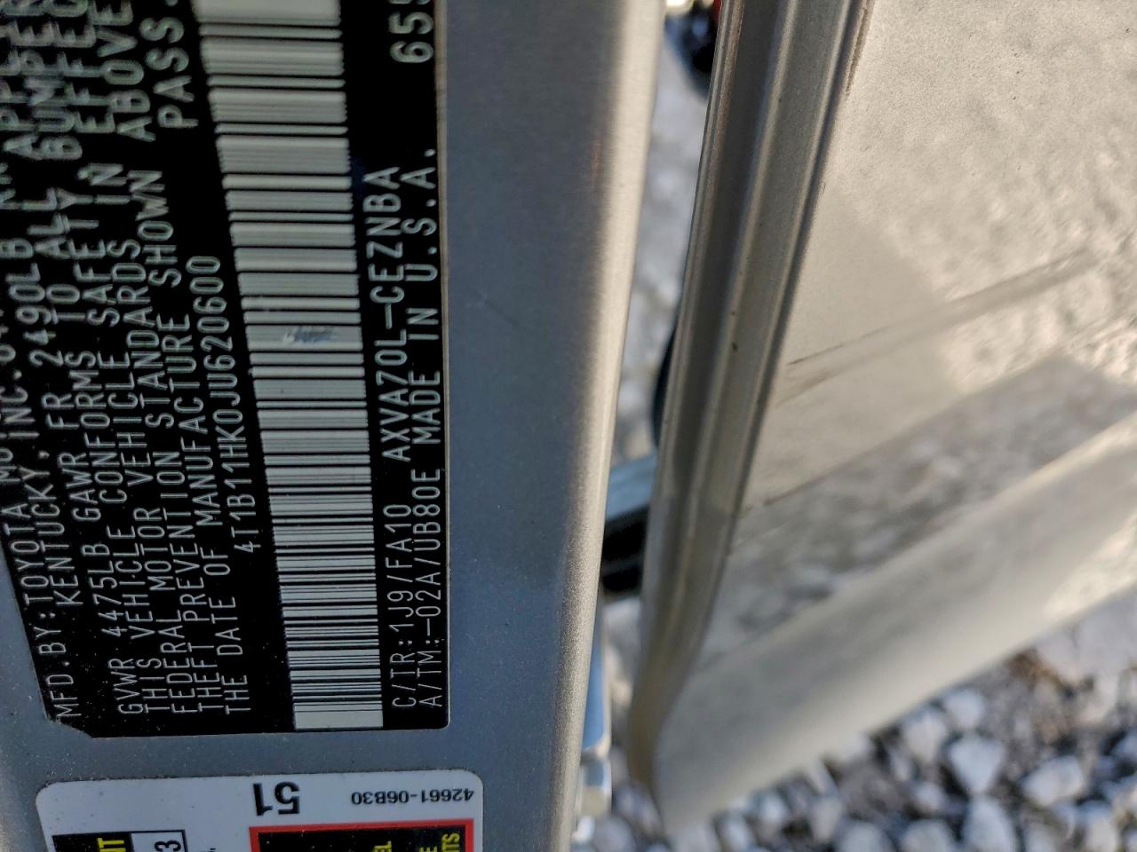 2018 TOYOTA CAMRY L photo 12