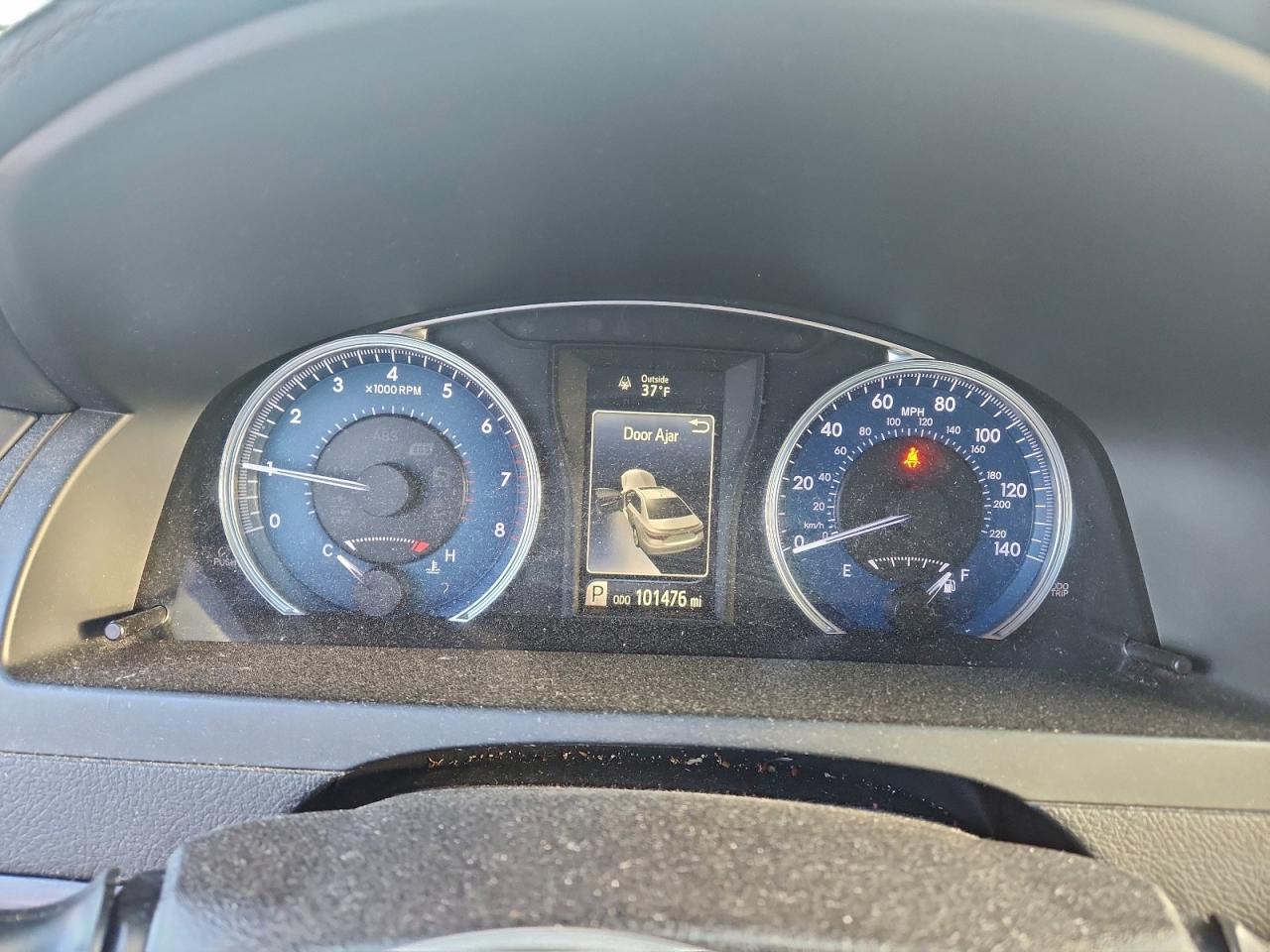 2017 TOYOTA CAMRY XSE photo 9