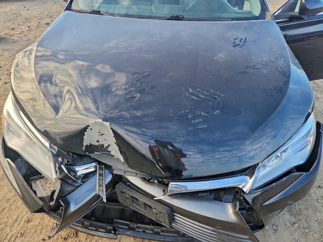 2017 TOYOTA CAMRY XSE photo 11