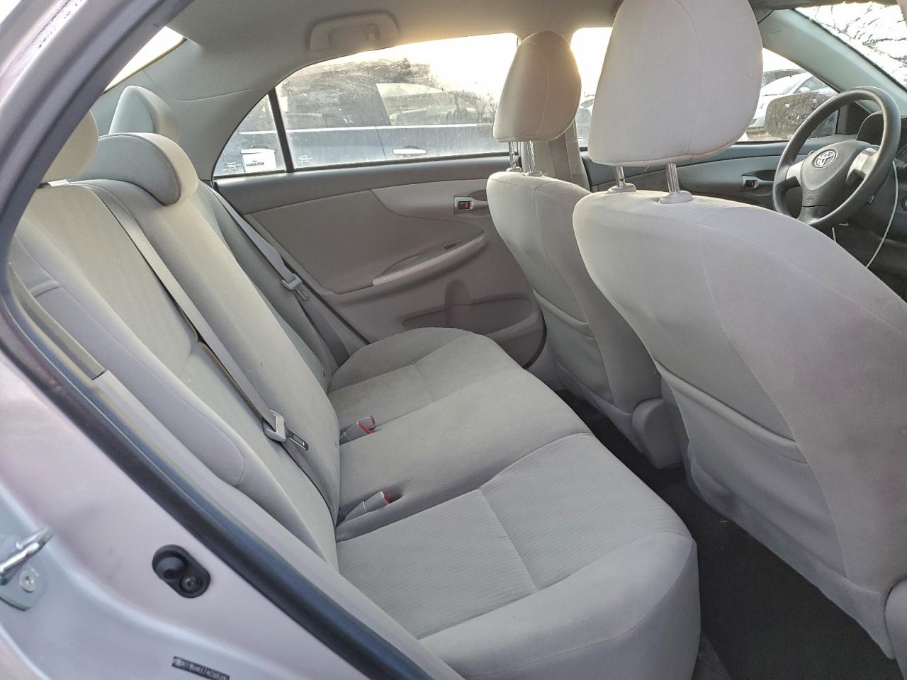 2010 TOYOTA COROLLA BASE photo 10