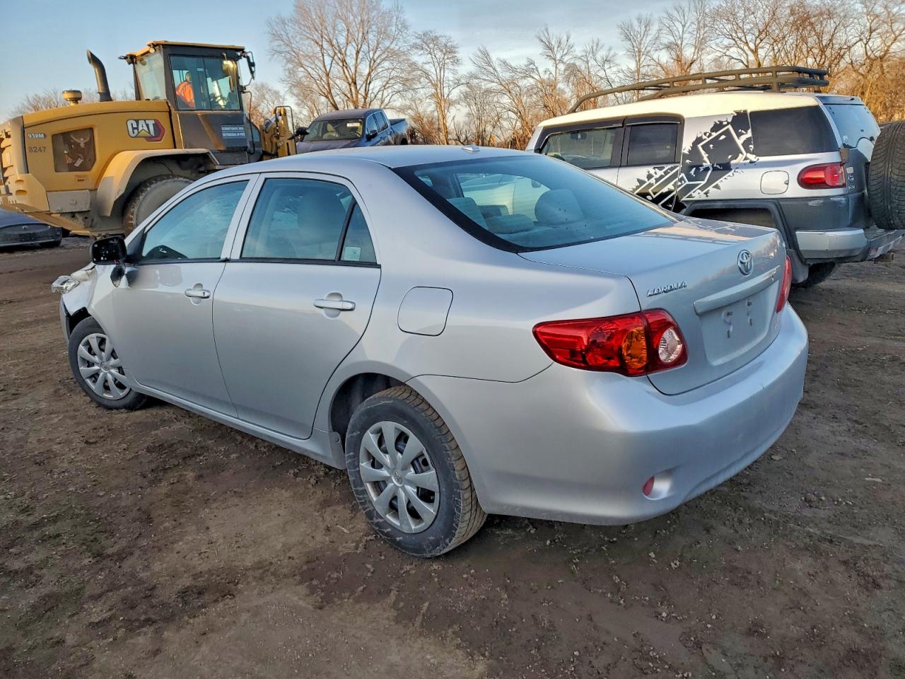 2010 TOYOTA COROLLA BASE photo 2